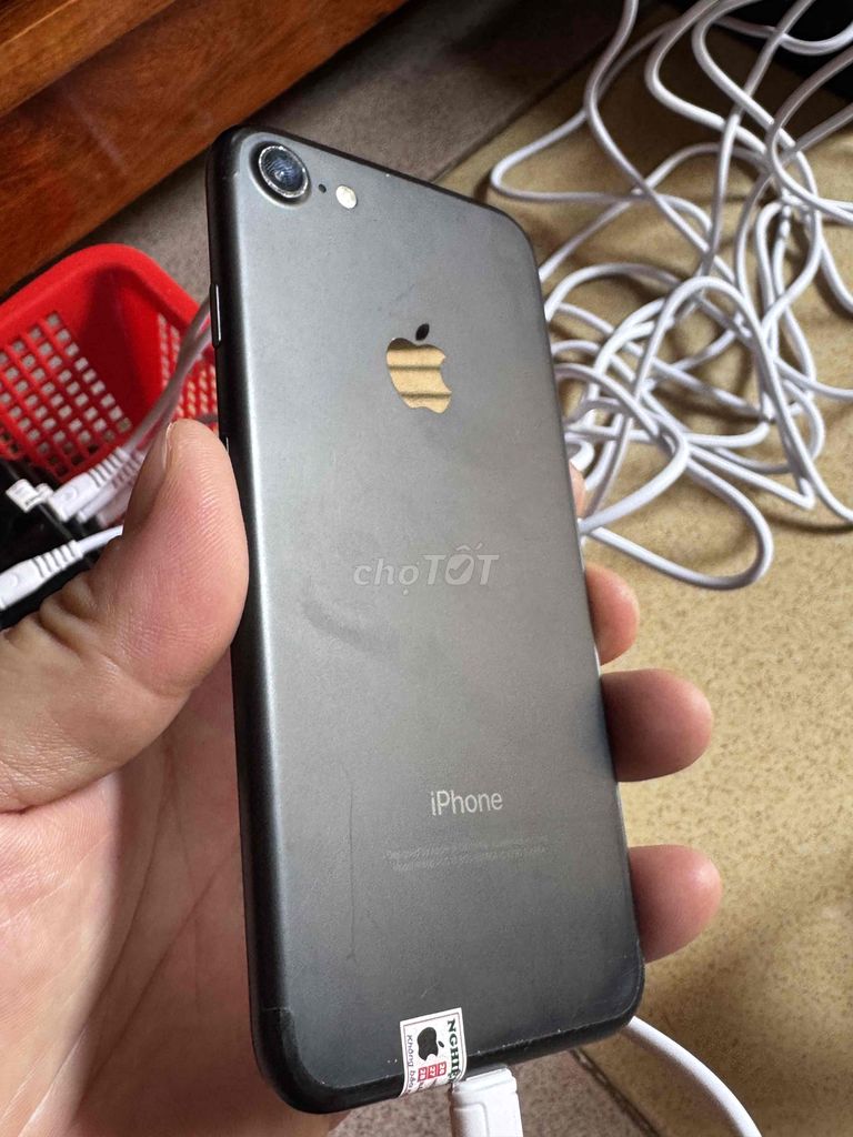 Apple iPhone 7 32GB Đen Pin mới 100%. Mua bán Điện thoại tại Huyện Khoái Châu Hưng Yên được đăng bởi Đỗ cao hùng hình 1
