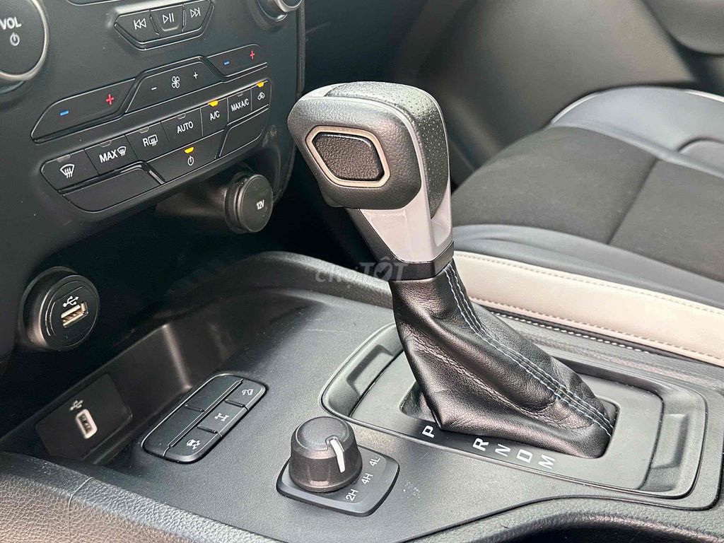 RAPTOR 2021 BIỂN DU LỊCH FULL ĐỒ CHẤT XE ĐẸP. Mua bán Ô tô tại Quận Gò Vấp Tp Hồ Chí Minh được đăng bởi Mr Tài hình 4