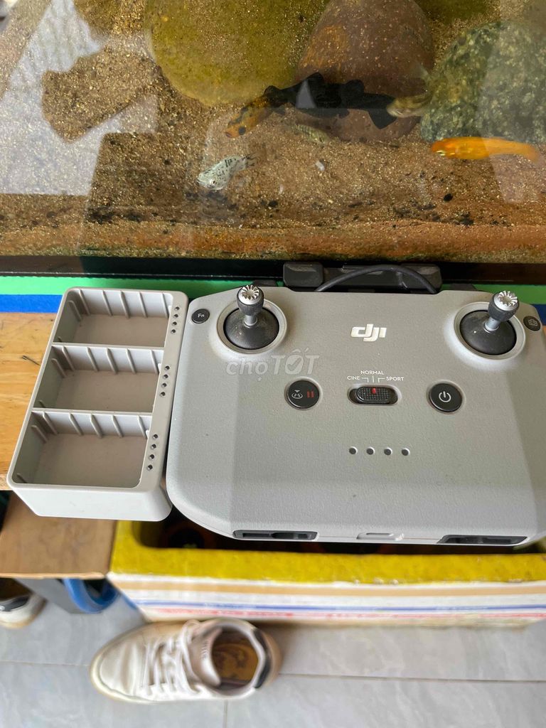 Tay điều khiển drone DJI N1 Xám. Mua bán Phụ kiện (Màn hình, Chuột...) tại Huyện Bắc Bình Bình Thuận được đăng bởi Nguyen Thien hình 1