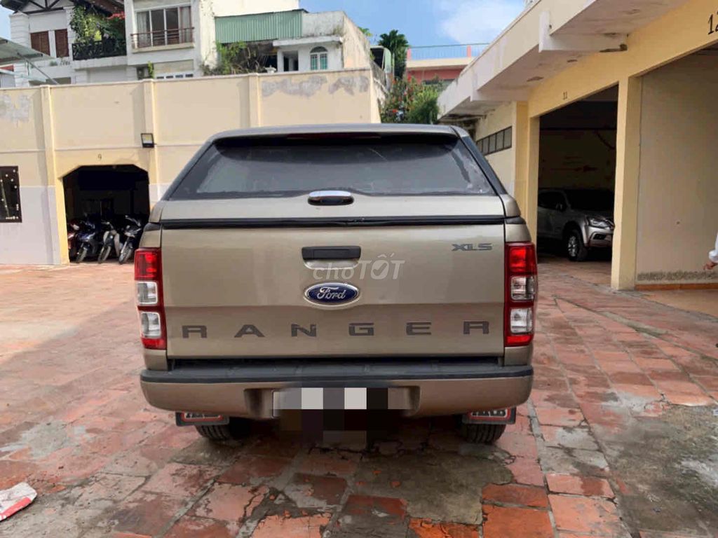 Ford Ranger 2016 XLS 2.2L 4x2 AT - 90000 km. Mua bán Ô tô tại Quận Phú Nhuận Tp Hồ Chí Minh được đăng bởi Sang hình 2