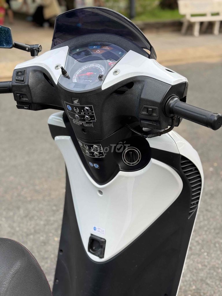 💥SH125 Sporty hàng nhập 3 cục SM 500 chính chủ. Mua bán Xe máy tại Quận 12 Tp Hồ Chí Minh được đăng bởi XE MÁY HẢI THANH hình 8