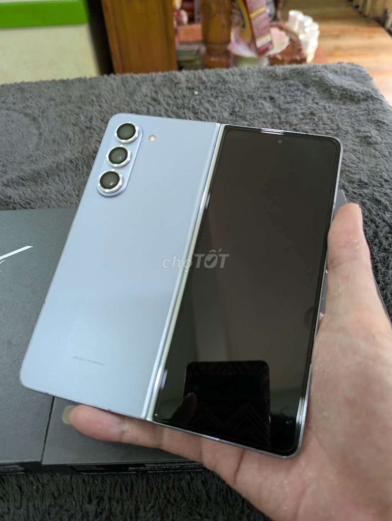 Samsung Galaxy Z Fold 5 VNA 512Gb đẹp như mới. Mua bán Điện thoại tại Quận Hải Châu Đà Nẵng được đăng bởi thắng hình 1