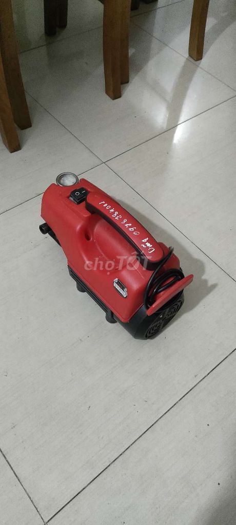 Máy rửa xe Đỏ Đã sử dụng. Mua bán Đồ chuyên dụng, Giống nuôi trồng tại Quận Lê Chân Hải Phòng được đăng bởi Sáu hình 1
