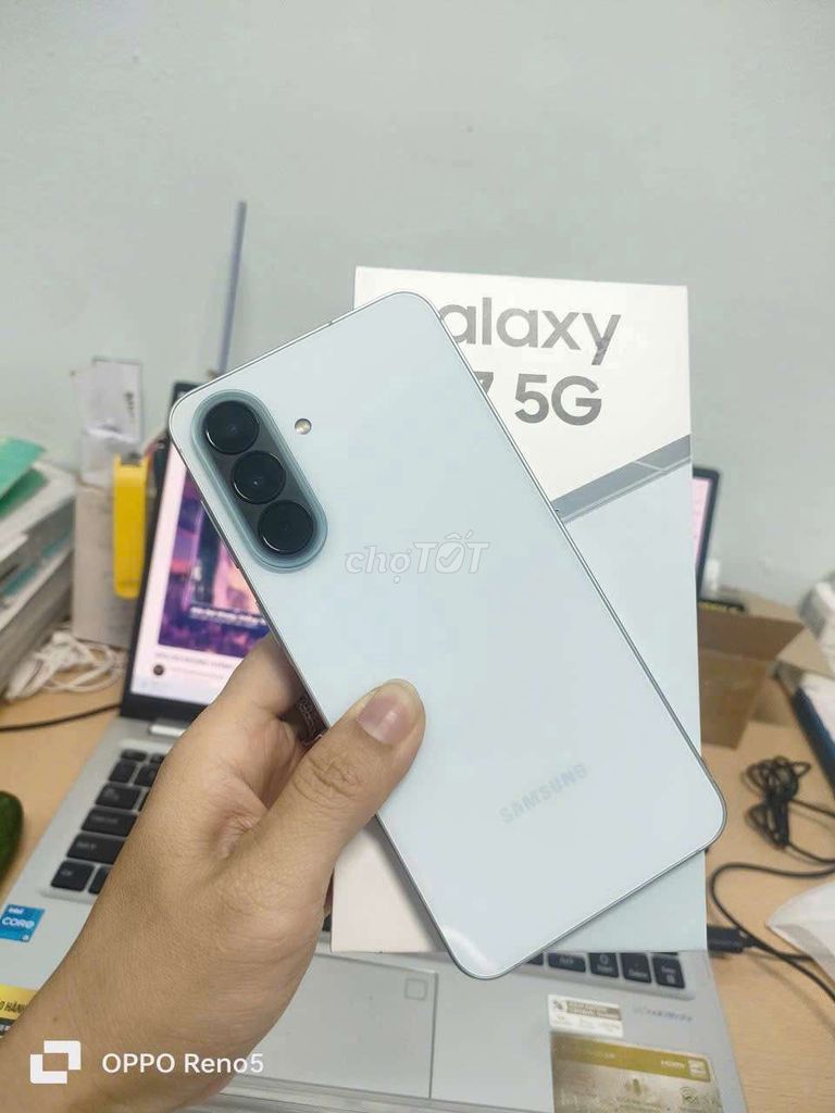 Samsung A57 5G 256GB Xanh nhạt Như mới. Mua bán Điện thoại tại Thành phố Thuận An Bình Dương được đăng bởi hồng điệp hình 1