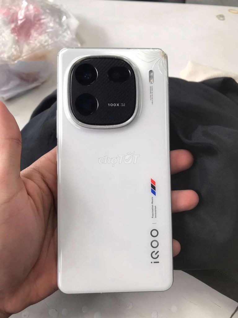 iQOO 12 256GB đọc mô tả. Mua bán Điện thoại tại Quận 7 Tp Hồ Chí Minh được đăng bởi Quang Lê hình 1
