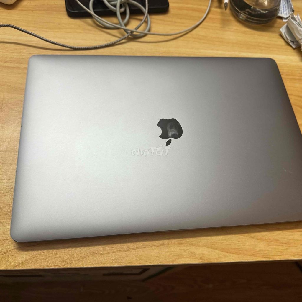 Macbook Pro 2019 i7 15” 16g/256g sạc5 lần bh3 th. Mua bán Laptop tại Quận 3 Tp Hồ Chí Minh được đăng bởi Phúc Nguyễn hình 1