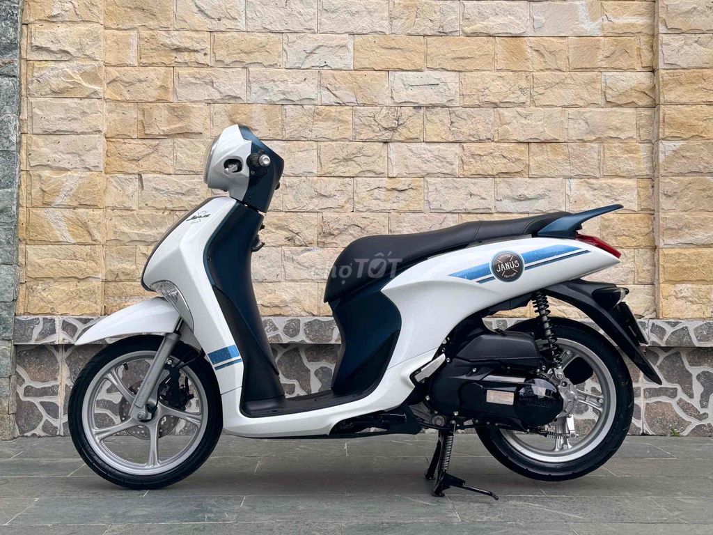 Janus 125fi sơn máy zin đại chất 2019  , 1 chủ. Mua bán Xe máy tại Quận Cầu Giấy Hà Nội được đăng bởi nguyễn bích thuỷ hình 7