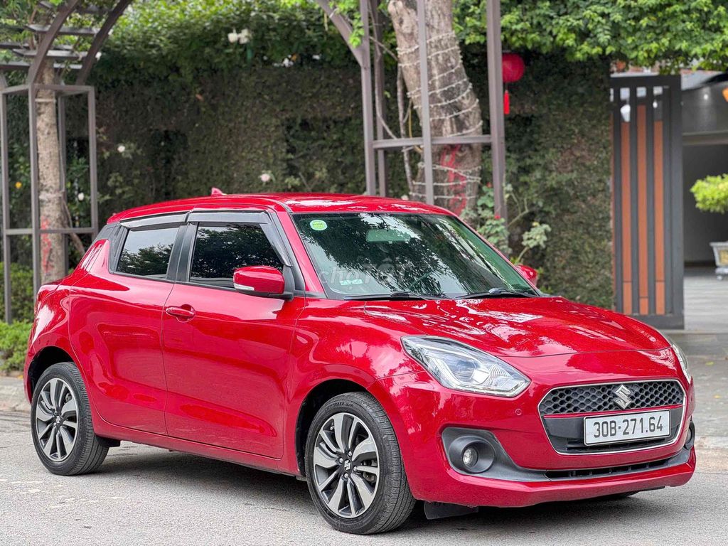 Suzuki Swift GLX 1.2 AT 2019 импортный красный
