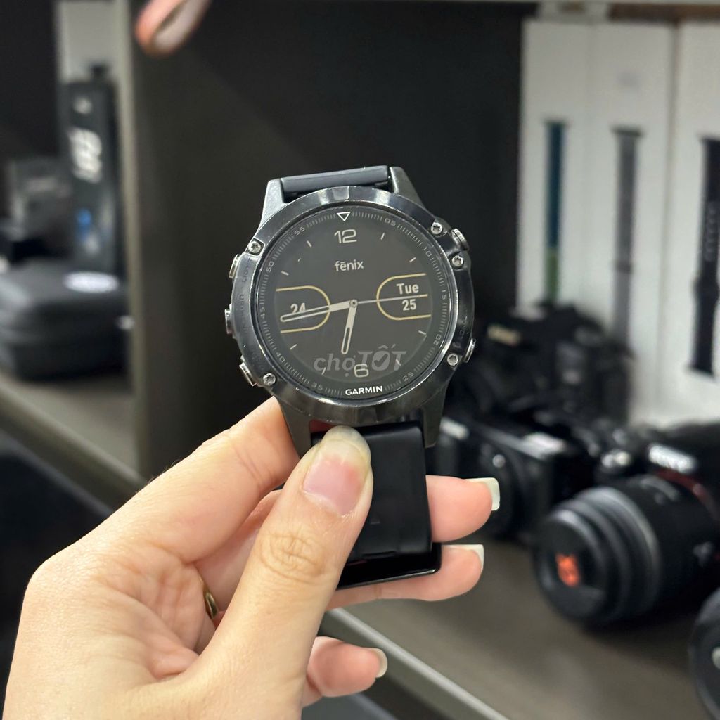Garmin Fenix 5 Đen Đã dùng. Mua bán Thiết bị đeo thông minh tại Quận 5 Tp Hồ Chí Minh được đăng bởi Kim Ngọc hình 1