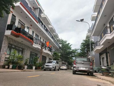 🆘🆘 gấp lắm ạ sốc có 4,15ty  rẻ hơn hàng xóm 350t  phải rất Nhanh ạ