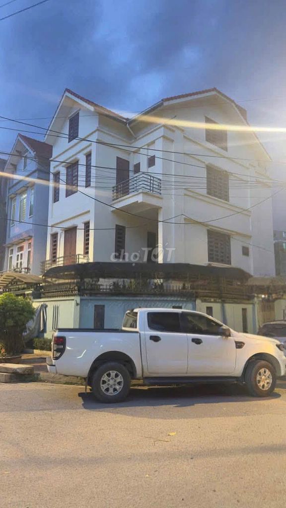 Аренда виллы в Ме Три, Нам Ты Лием, Ханой - 130м² x 4 этажа