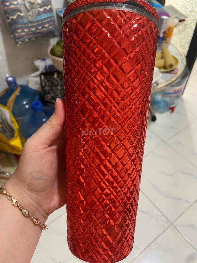 Bình giữ nhiệt nhựa màu Đỏ. Mua bán Dụng cụ nhà bếp tại Quận 10 Tp Hồ Chí Minh được đăng bởi Trân Phạm hình 1