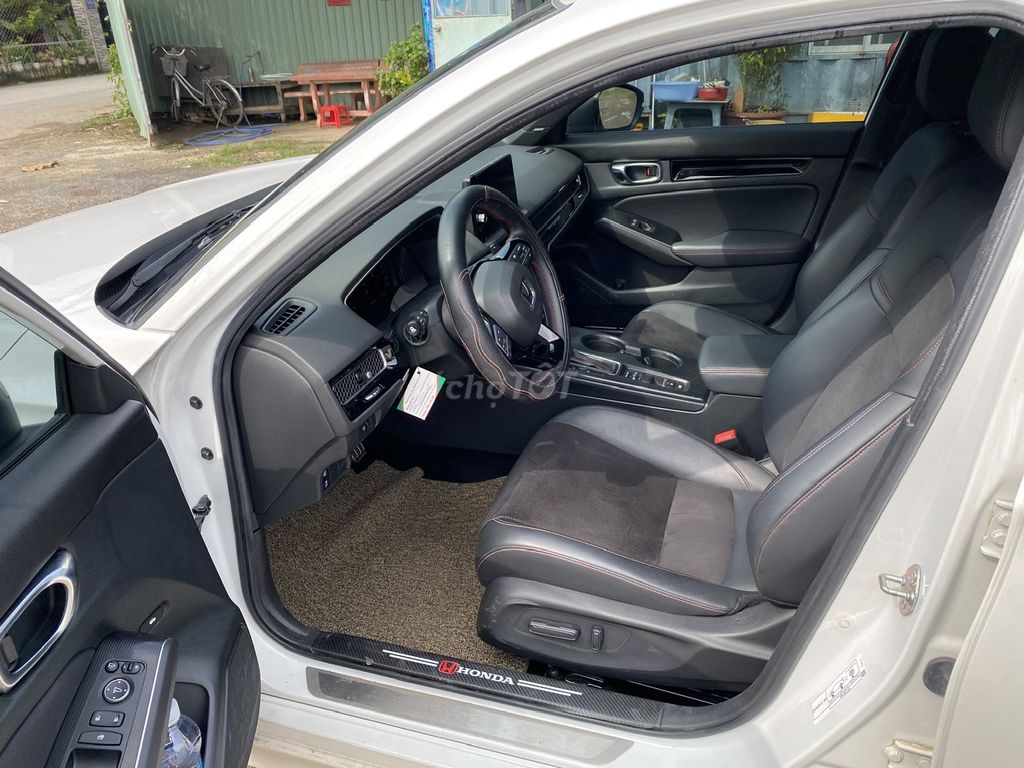 Honda Civic 2023 RS 30.000km Trắng. Mua bán Ô tô tại Thành phố Thủ Đức Tp Hồ Chí Minh được đăng bởi Thành Thuỷ hình 9