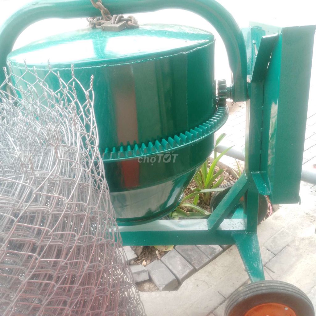 Máy trộn bê tông. Mua bán Phương tiện khác tại Thành phố Thủ Dầu Một Bình Dương được đăng bởi Đạt Nguyễn Đắc hình 2