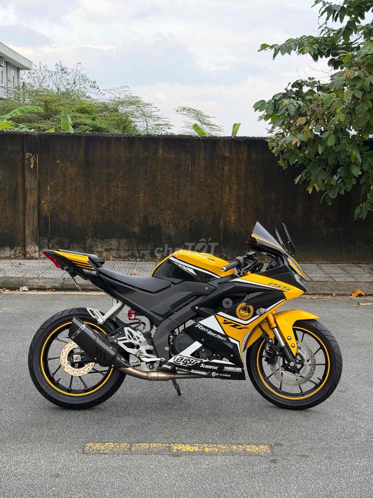 Yamaha R15v3 Vàng đen 5000km. Mua bán Xe máy tại Quận Thanh Khê Đà Nẵng được đăng bởi Ku Tý hình 2