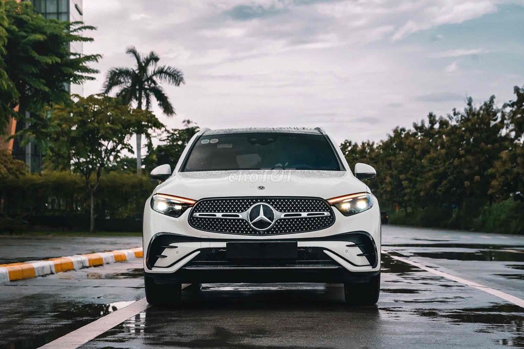 🔺MERCEDES GLC300 4MATIC ALL NEW SẢN XUẤT 2023 LƯỚT. Mua bán Ô tô tại Quận 7 Tp Hồ Chí Minh được đăng bởi GoodCar hình 2