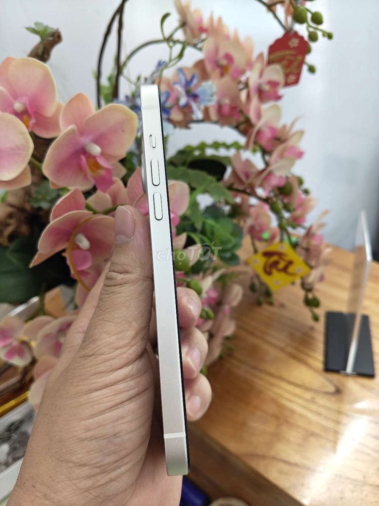 Apple iPhone 14 Plus Trắng Quốc tế Mỹ . Mua bán Điện thoại tại Thành phố Buôn Ma Thuột Đắk Lắk được đăng bởi Tèo Điện Thoại  hình 1