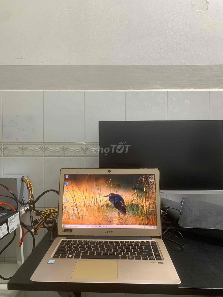 Acer Swift SF314-51 i7-7100U 15.6 inch 4GB/256GB. Mua bán Laptop tại Quận 3 Tp Hồ Chí Minh được đăng bởi NgoPhuong hình 1