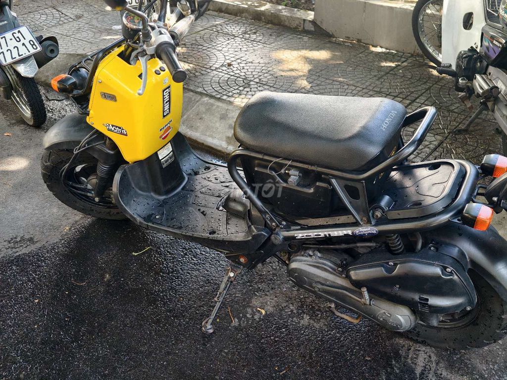 Honda Zoomer 50cc желтый, Япония, 2009