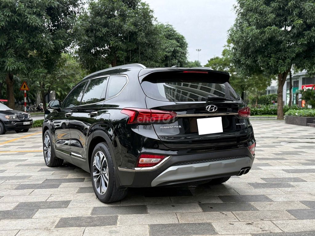 Hyundai Santa Fe 2019 2.2D Premium - 80000 km. Mua bán Ô tô tại Quận Long Biên Hà Nội được đăng bởi Lê Anh hình 5