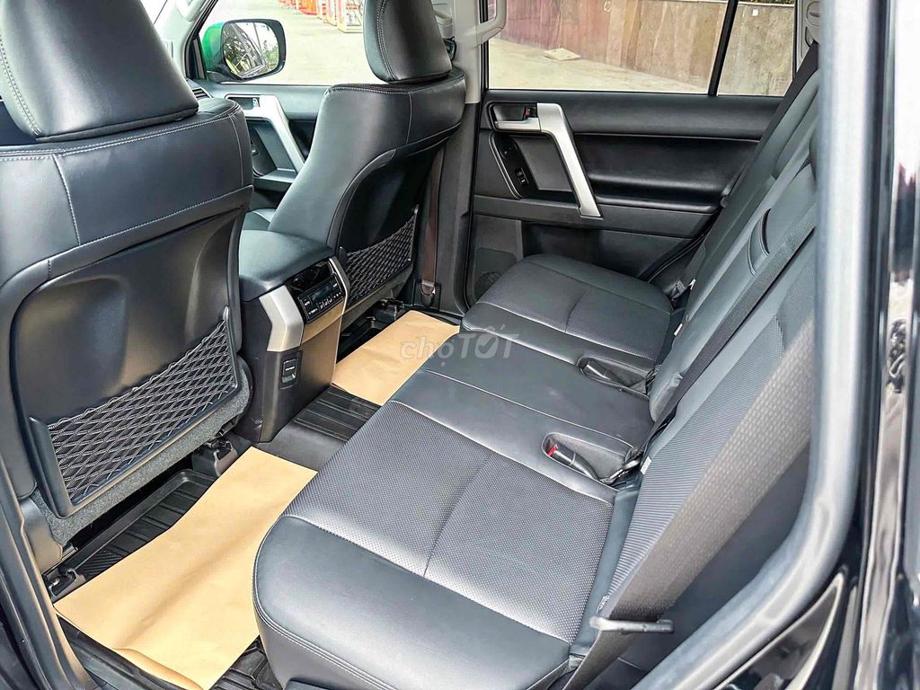 Toyota Land Cruiser Prado VX 2.7 sx 2023 màu Đen. Mua bán Ô tô tại Quận Cầu Giấy Hà Nội được đăng bởi Cao Quý hình 16
