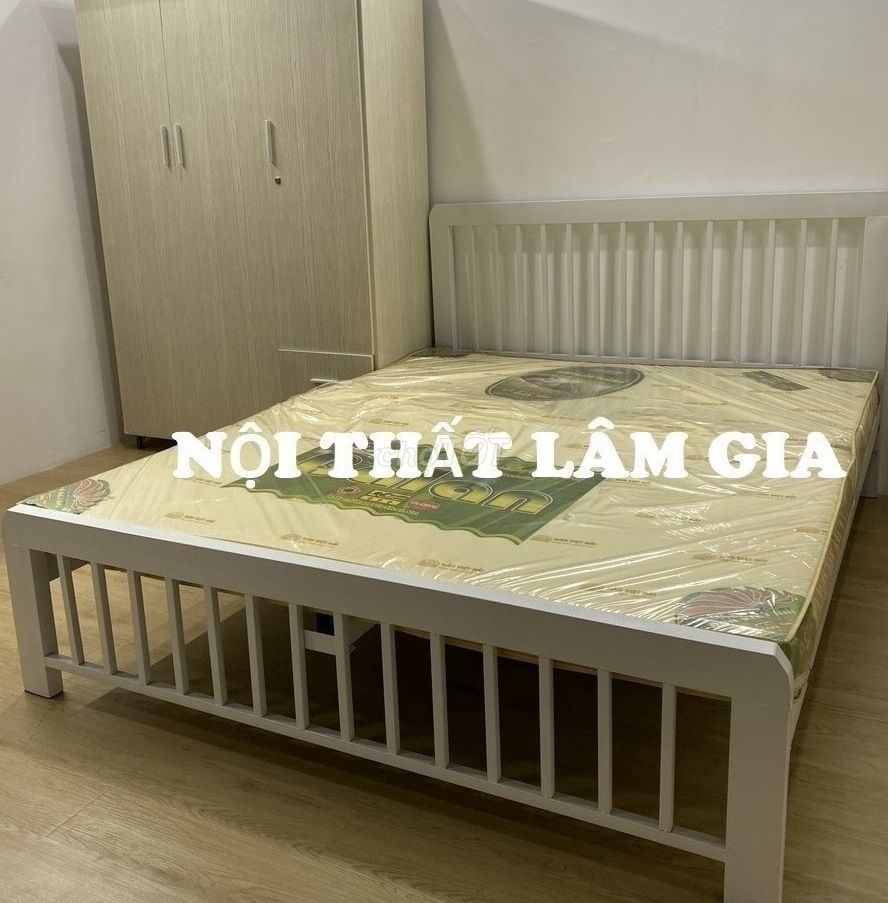 GIƯỜNG SẮT-GIƯỜNG SẮT-GIƯỜNG SẮT-GIƯỜNG SẮT-GIƯỜNG. Mua bán Giường, chăn ga gối nệm tại Quận 11 Tp Hồ Chí Minh được đăng bởi Nội Thất Lâm Gia hình 1