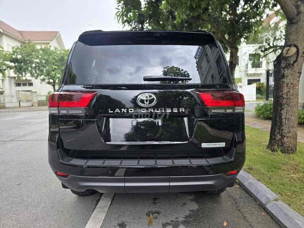 Toyota Land Cruiser 2025 3.5 V6 mới 100% 2025. Mua bán Ô tô tại Quận Gò Vấp Tp Hồ Chí Minh được đăng bởi USER CAR 1990 hình 5