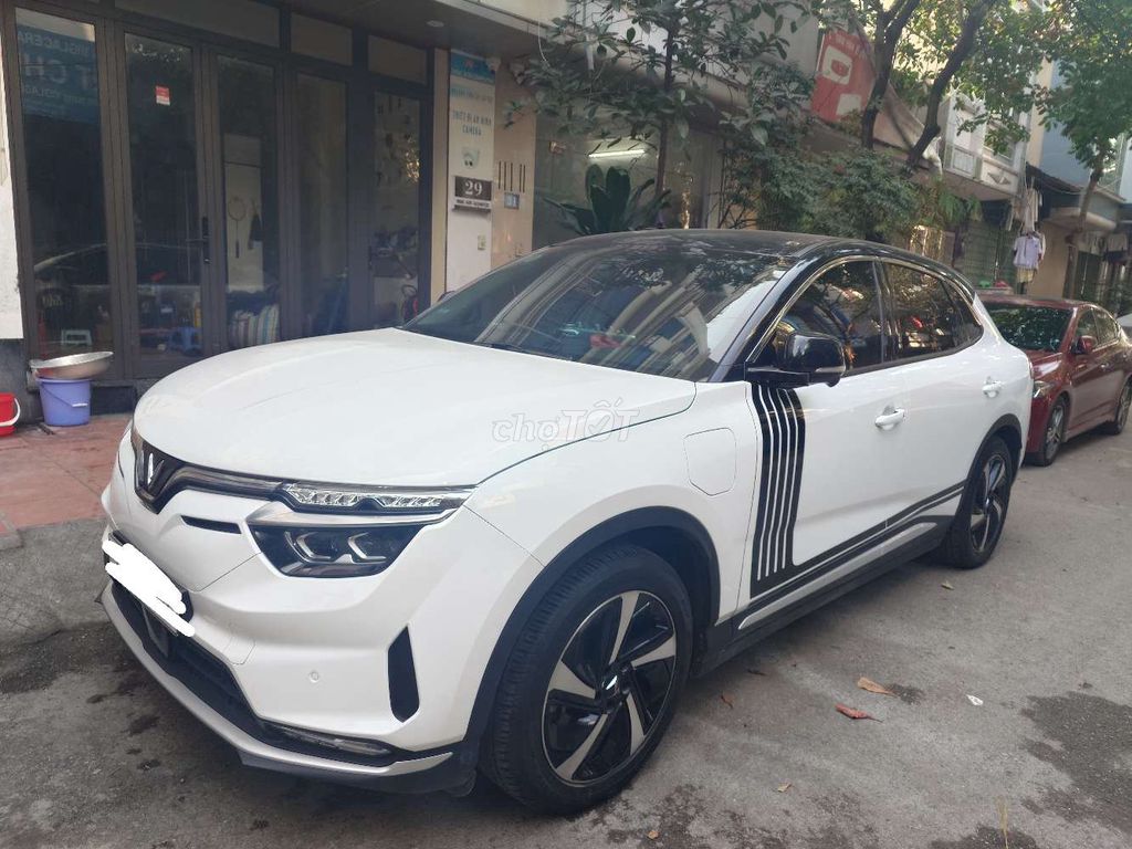 VinFast VF 8 2024 Trắng. Mua bán Ô tô tại Quận Hà Đông Hà Nội được đăng bởi Mr Cường hình 5