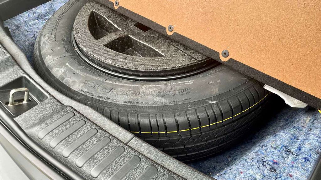 Honda Crv-L 2020 chỉ chạy 2v zin siêu đẹp. Mua bán Ô tô tại Quận Bắc Từ Liêm Hà Nội được đăng bởi Trung Auto 26 Phạm Văn Đồng hình 13