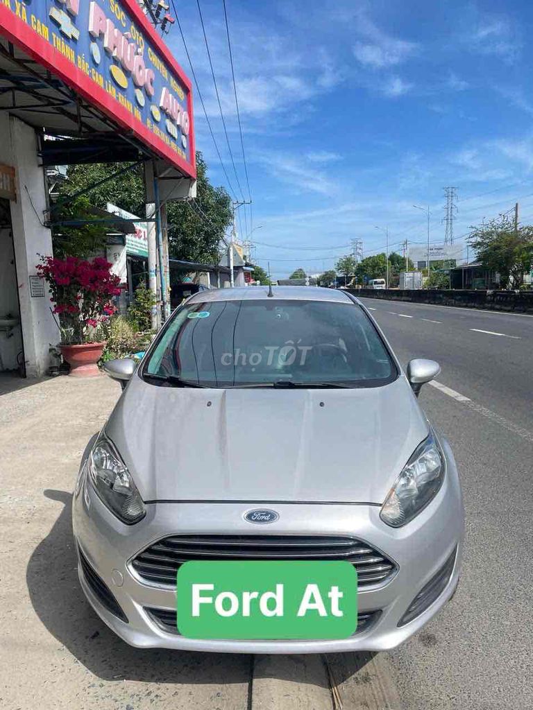 Ford Fiesta 2015 1.5 AT Trend - 132 km