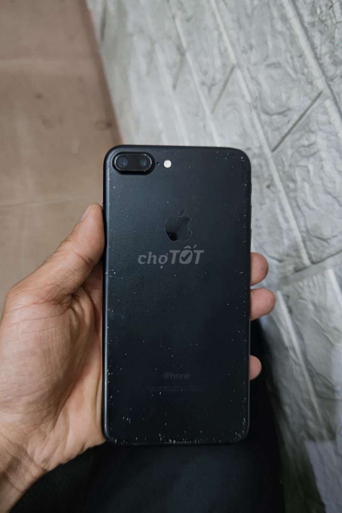 Apple iPhone 7 Plus 32GB Đen Đã sử dụng. Mua bán Điện thoại tại Quận Liên Chiểu Đà Nẵng được đăng bởi Quán Net gaming hoà khanh  hình 1