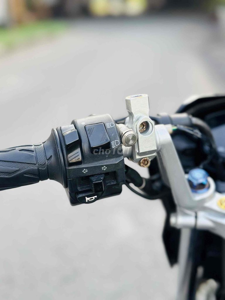 RAIDER Fi 2018 ODO THẤP MÁY MÓC NGUYÊN ZIN KIỂNG. Mua bán Xe máy tại Huyện Chợ Mới An Giang được đăng bởi XE MÁY THIỆN PHÁT AN GIANG hình 19