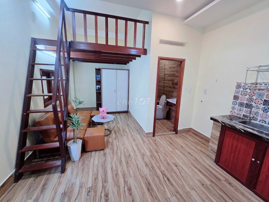 Phòng đầy đủ nội thất ngay Lê Văn Việt, khu CNC, ngã 4 Thủ Đức