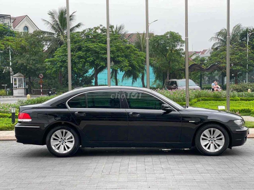 BÁN BMW 750Li ĐK 2008 MỚI NHẤT VIỆT NAN ***. Mua bán Ô tô tại Quận Long Biên Hà Nội được đăng bởi Em Minh hình 7