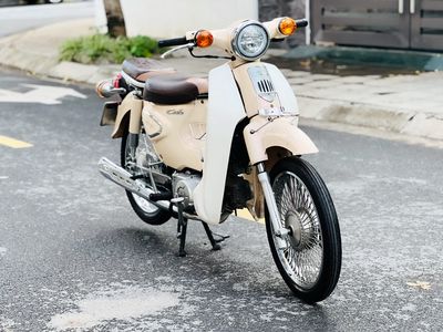 Honda Cub 50cc ĐÈN LED BIỂN HÀ NỘI CHÍNH CHỦ. Mua bán Xe máy tại Quận Cầu Giấy Hà Nội được đăng bởi Mai Thu Huyền