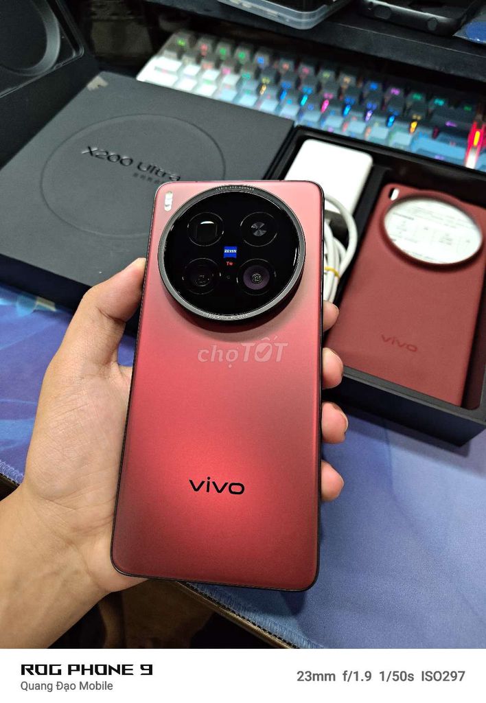 Vivo X200 Ultra 16-512 Fullbox Pin cao 99%. Mua bán Điện thoại tại Quận Hà Đông Hà Nội được đăng bởi Đạo Nguyễn hình 1
