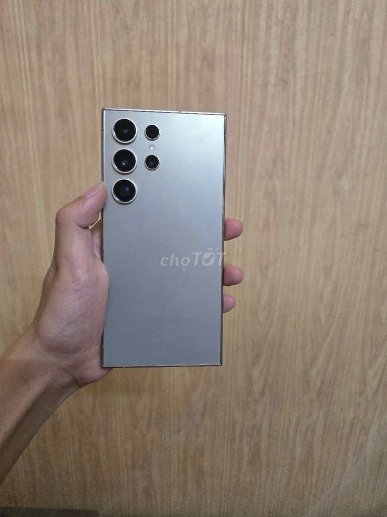 Samsung Galaxy S24 Ultra Xám Đã thay lưng. Mua bán Điện thoại tại Huyện Thái Thụy Thái Bình được đăng bởi Trần Minh Đức hình 1