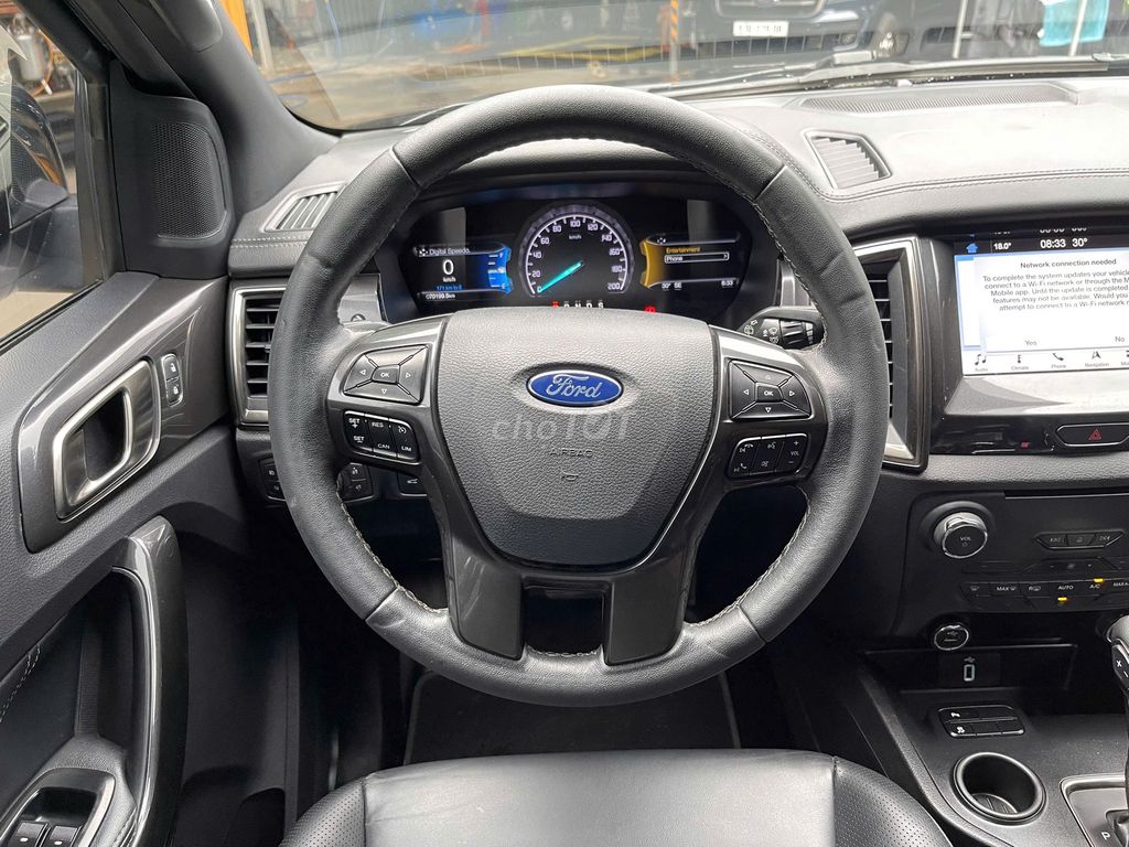 Ford Everest 2019 2.0L AT 4x2 Titanium - Odo 7 vạn. Mua bán Ô tô tại Quận 12 Tp Hồ Chí Minh được đăng bởi Xe Đẹp Minh Khôi hình 8