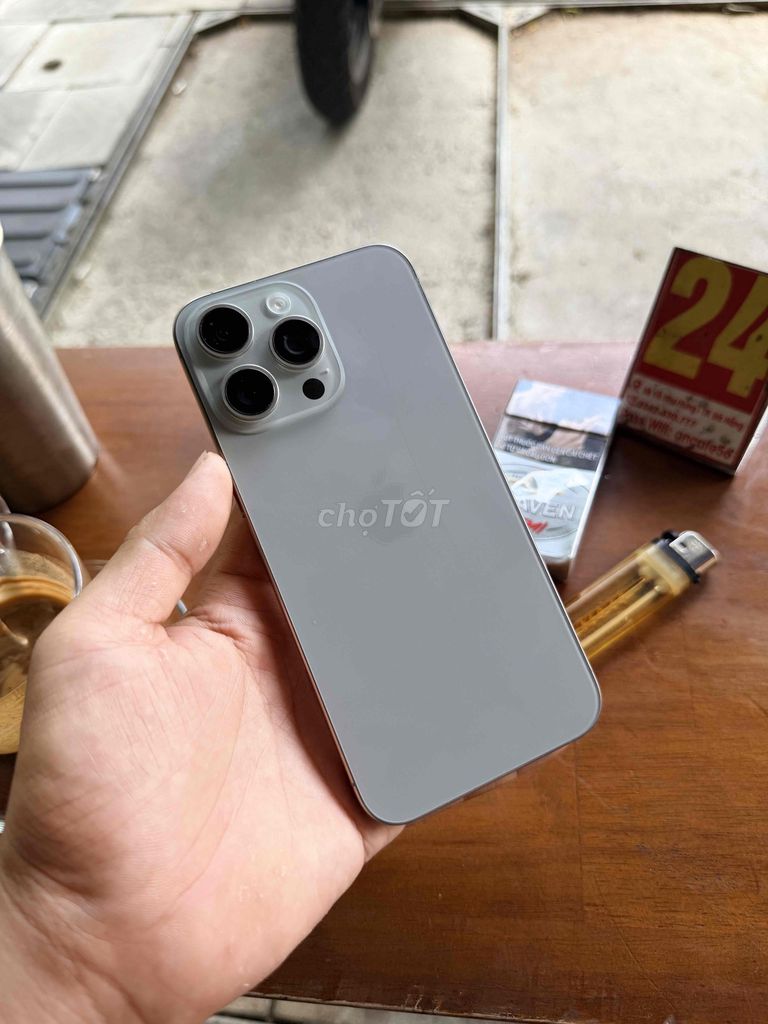 Apple iPhone 15 Pro Max 256GB Titan tự nhiên Đã sử. Mua bán Điện thoại tại Quận Ngũ Hành Sơn Đà Nẵng được đăng bởi Nghĩa  hình 1