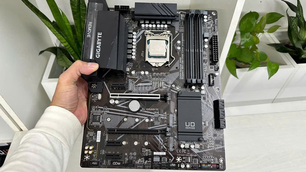 Combo like new Z490 I9 10900K bảo hành 1th