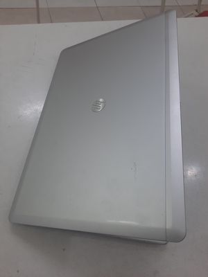 HP Folio 9470M i5-3437 Màu Bạc Giá Sinh Viên 