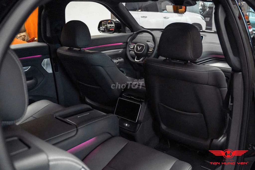 🖤 Vinfast VF9 Plus  thuê pin mui kính 2025 6 ghế. Mua bán Ô tô tại Quận Hải Châu Đà Nẵng được đăng bởi TÂN HƯNG YÊN AUTO hình 18