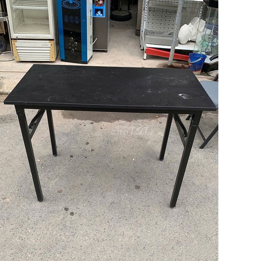 Bàn Máy Tính Gỗ Công Nghiệp Chân Sắt Đen Đẹp 90%. Mua bán Bàn ghế tại Quận Bình Thạnh Tp Hồ Chí Minh được đăng bởi MỸ HOA Thanh Lý  hình 1