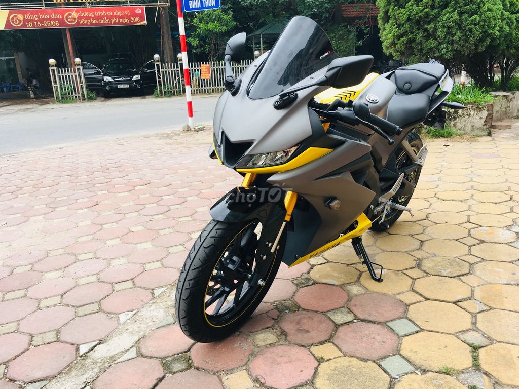 YAMAHA R15 V3 ABS 2023 CÓ TRẢ GÓP LÃI XUẤT 0%