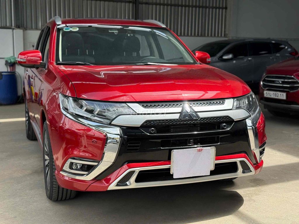 Mitsubishi Outlander 2022 Premium 2.0. Mua bán Ô tô tại Thành phố Thủ Đức Tp Hồ Chí Minh được đăng bởi Long Auto Vạn Phúc hình 1