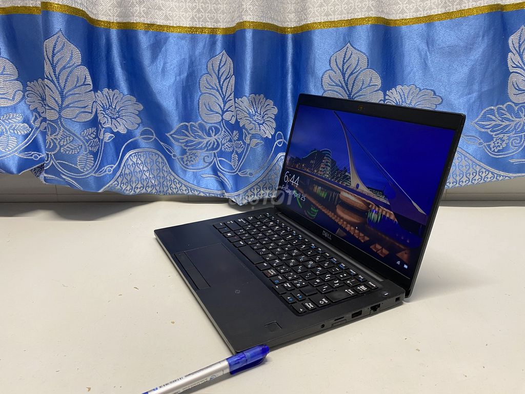 Dell Latitude 7390 i5-8250/8G/SSD 256G 13.3" 1.1Kg. Mua bán Laptop tại Quận Ninh Kiều Cần Thơ được đăng bởi Tinh hình 4
