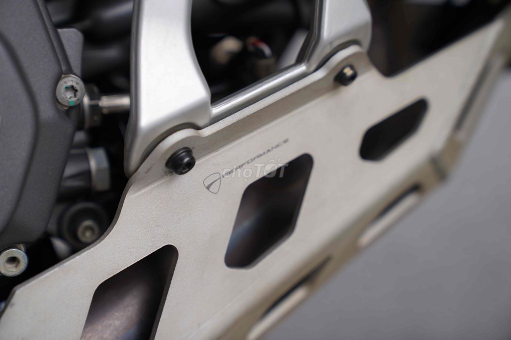 Ducati Desert X 2025 | Termignoni Full Map Hãng. Mua bán Xe máy tại Quận Gò Vấp Tp Hồ Chí Minh được đăng bởi Trí Đạt Motor hình 17