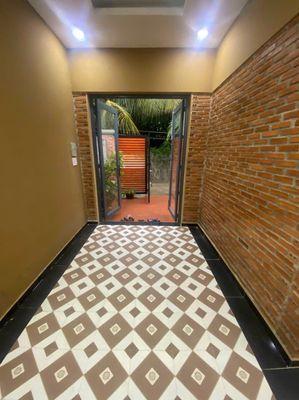 Bán đất tặng nhà cấp 4