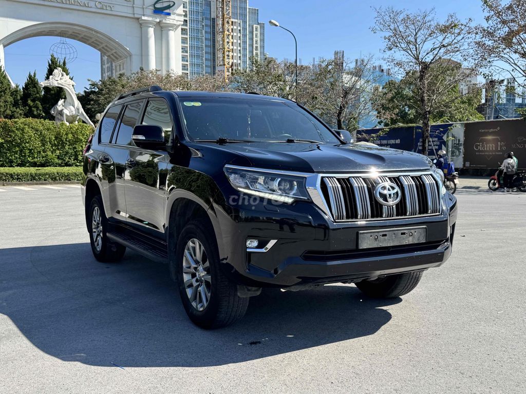 CẦN BÁN TOYOTA PRADO 2.7 VX MODEL 2018 SIÊU MỚI. Mua bán Ô tô tại Quận Bắc Từ Liêm Hà Nội được đăng bởi Mr PHÁT THÁI HÀ AUTO hình 3