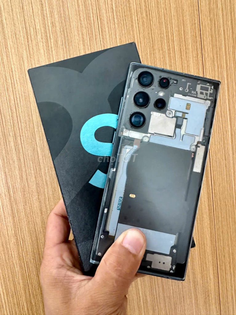 Samsung S22 Ultra Đen. Mua bán Điện thoại tại Quận Liên Chiểu Đà Nẵng được đăng bởi Ngọc anh mobile hình 1